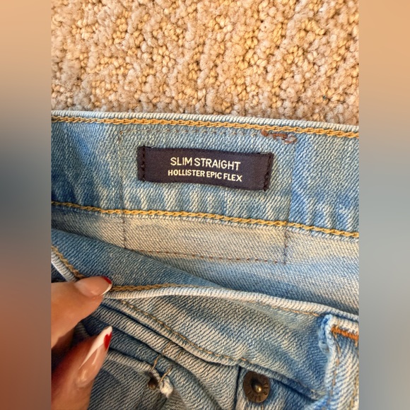 Hollister Light Blue Skinny Jeans - Picture 4 of 8